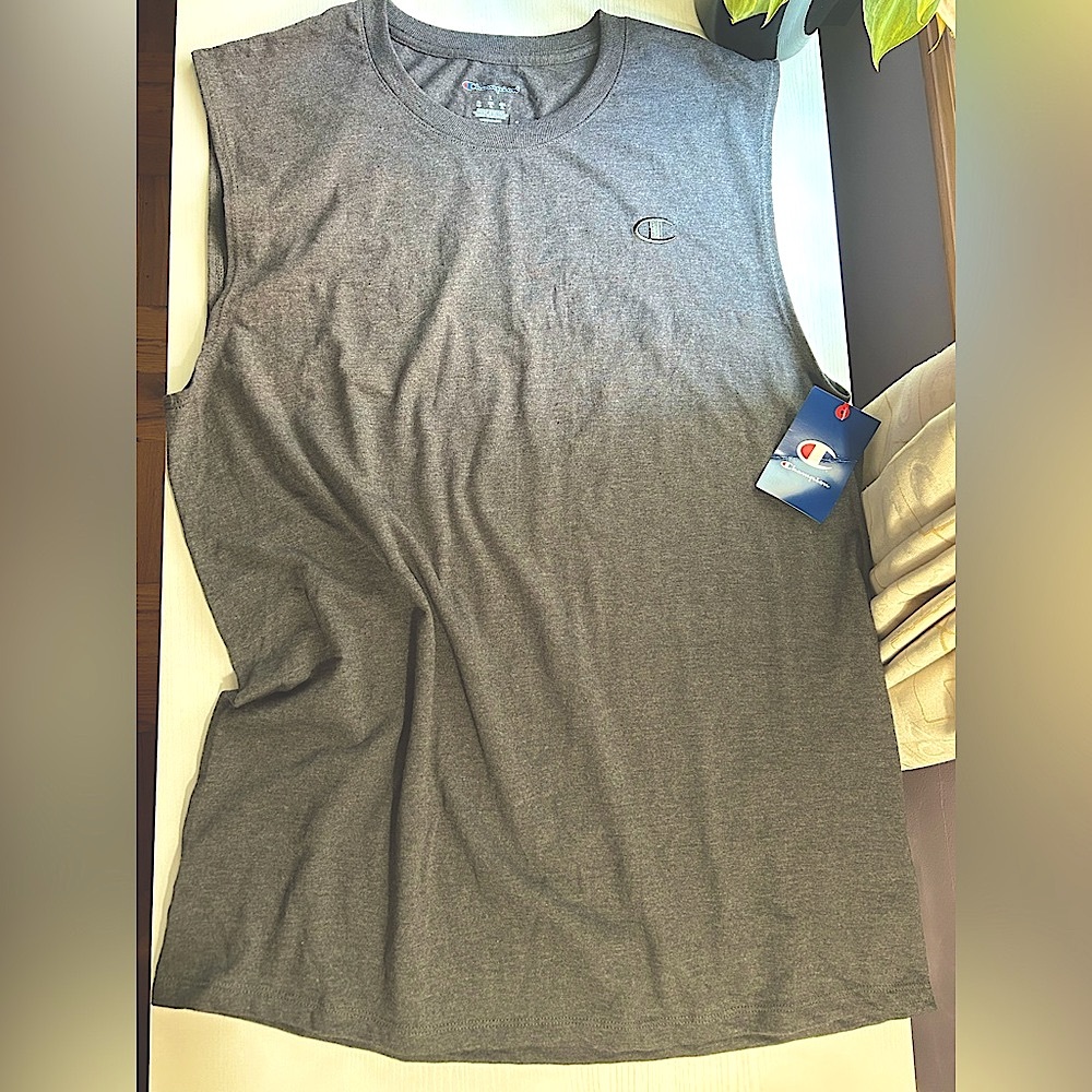 NWT Men’s Champion gray granite heat color Sleeveless Shirt size L